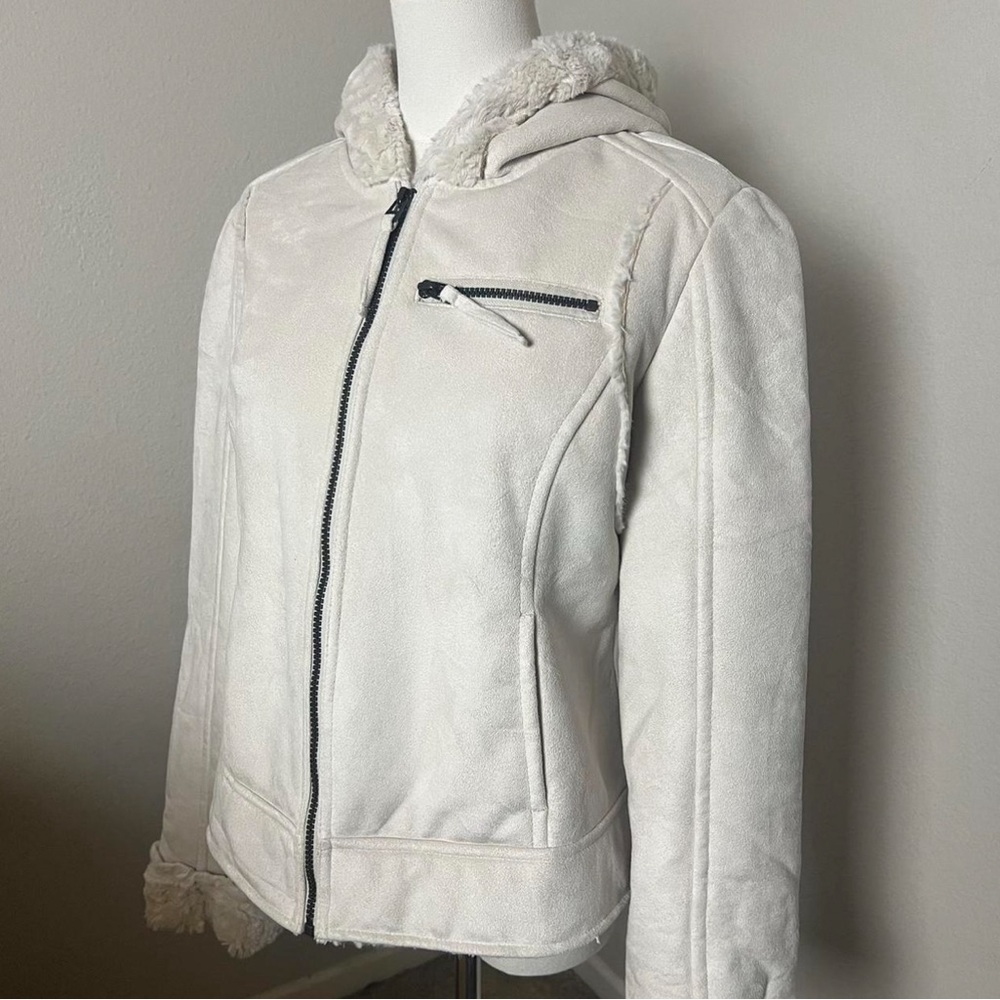 Grane: White winter zip-up jacket with hood